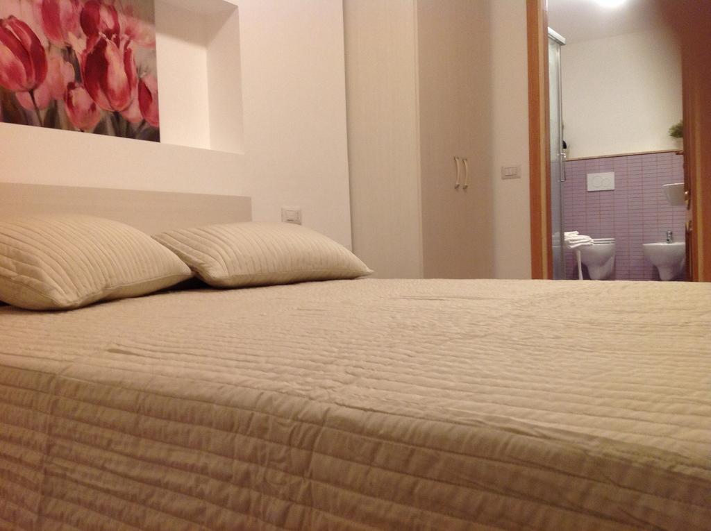 B&B A Casa Di Amici Giardini Naxos Room photo