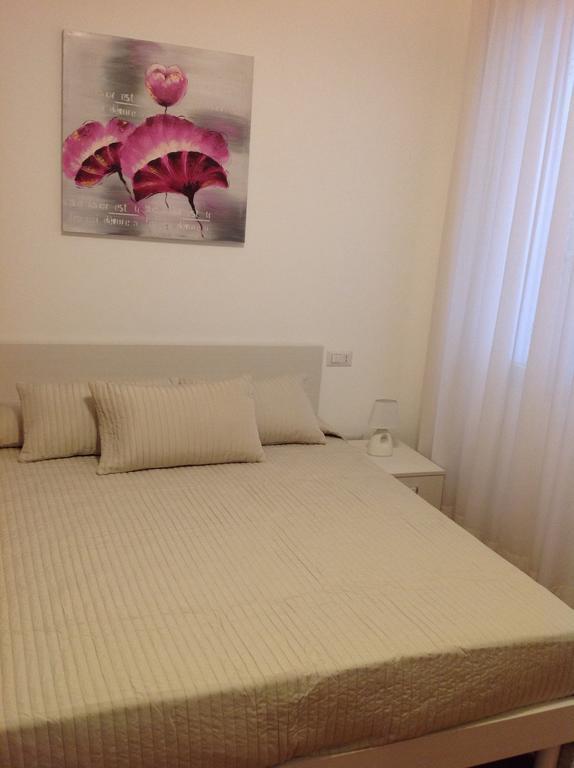 B&B A Casa Di Amici Giardini Naxos Room photo